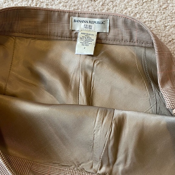 Women’s Banana Republic Tan work/ business Suit size 2 - Picture 6 of 16